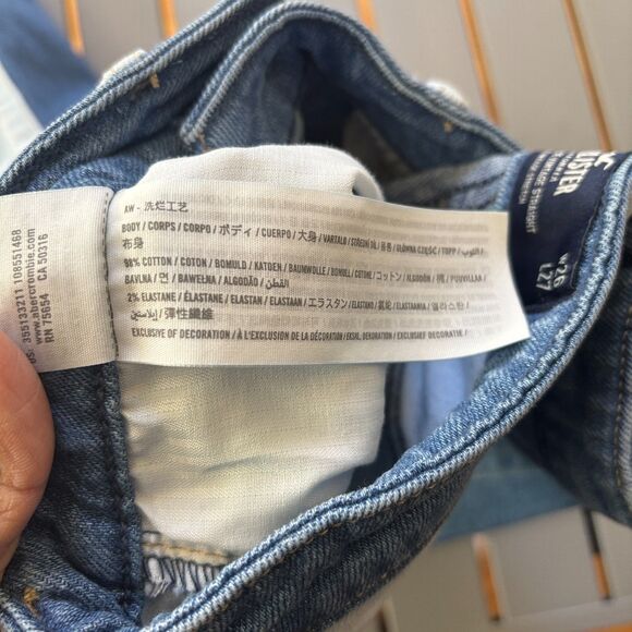 Hollister Jeans Womens 3R (26x27) Blue Patch Work Ultra High Rise Straight Leg - Picture 6 of 8